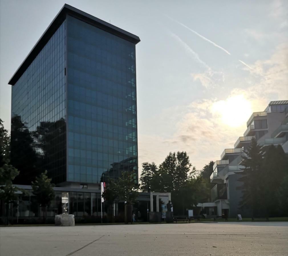 Apartment Park 16 Рогашка-Слатіна Екстер'єр фото
